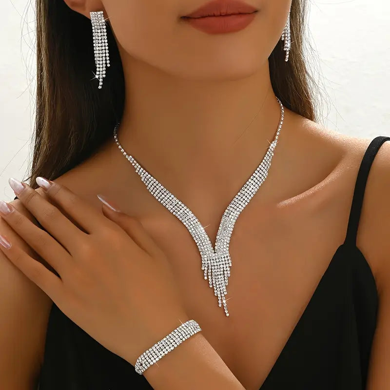 Women's Jewelry Set: 1 Tassel Necklace + 1 Pair of Earrings + 1 Bracelet, Three-Piece Set